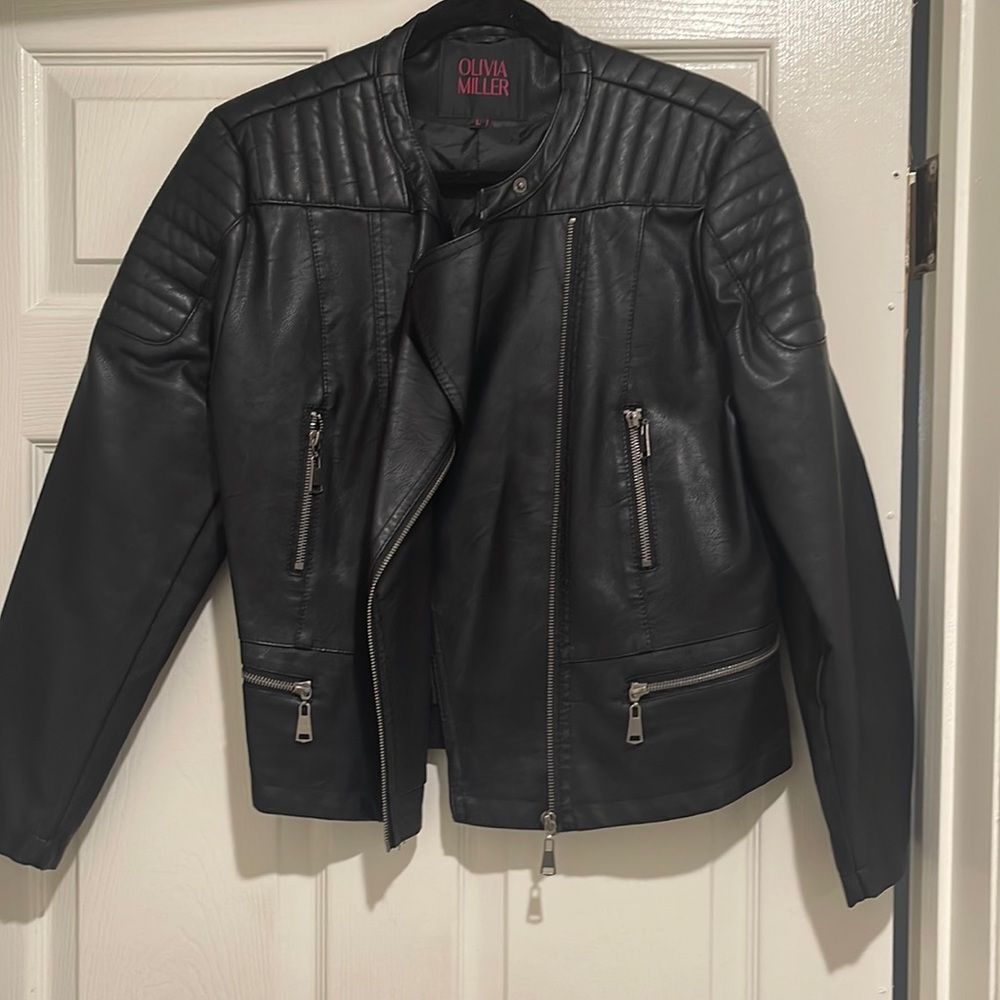 Faux leather jacket. Brand new condition. Worn 2-3 times. Women’s L
